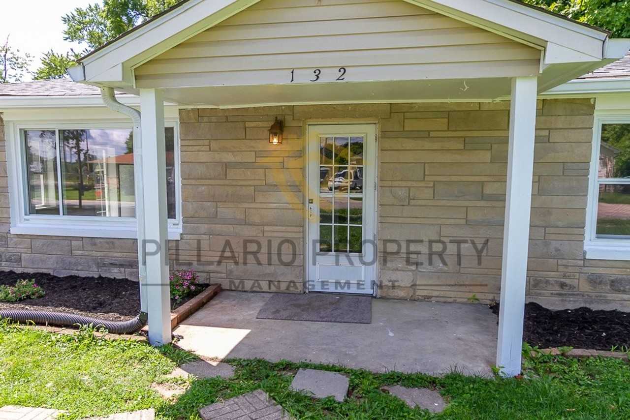 132 Hugo St - Photo 3 of 35