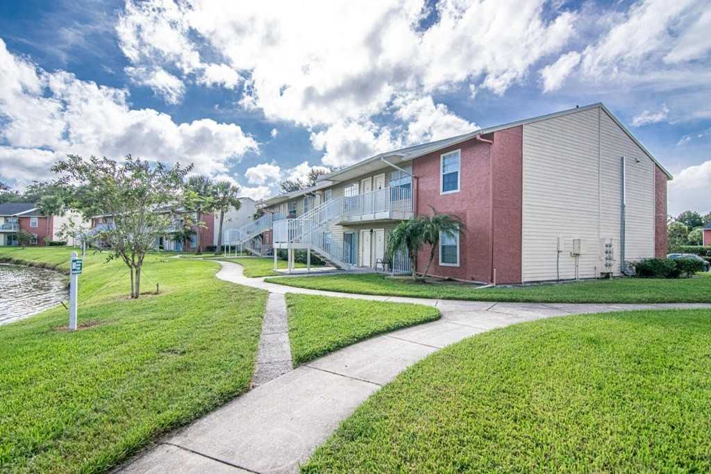 220 Lake Parsons Grn #208