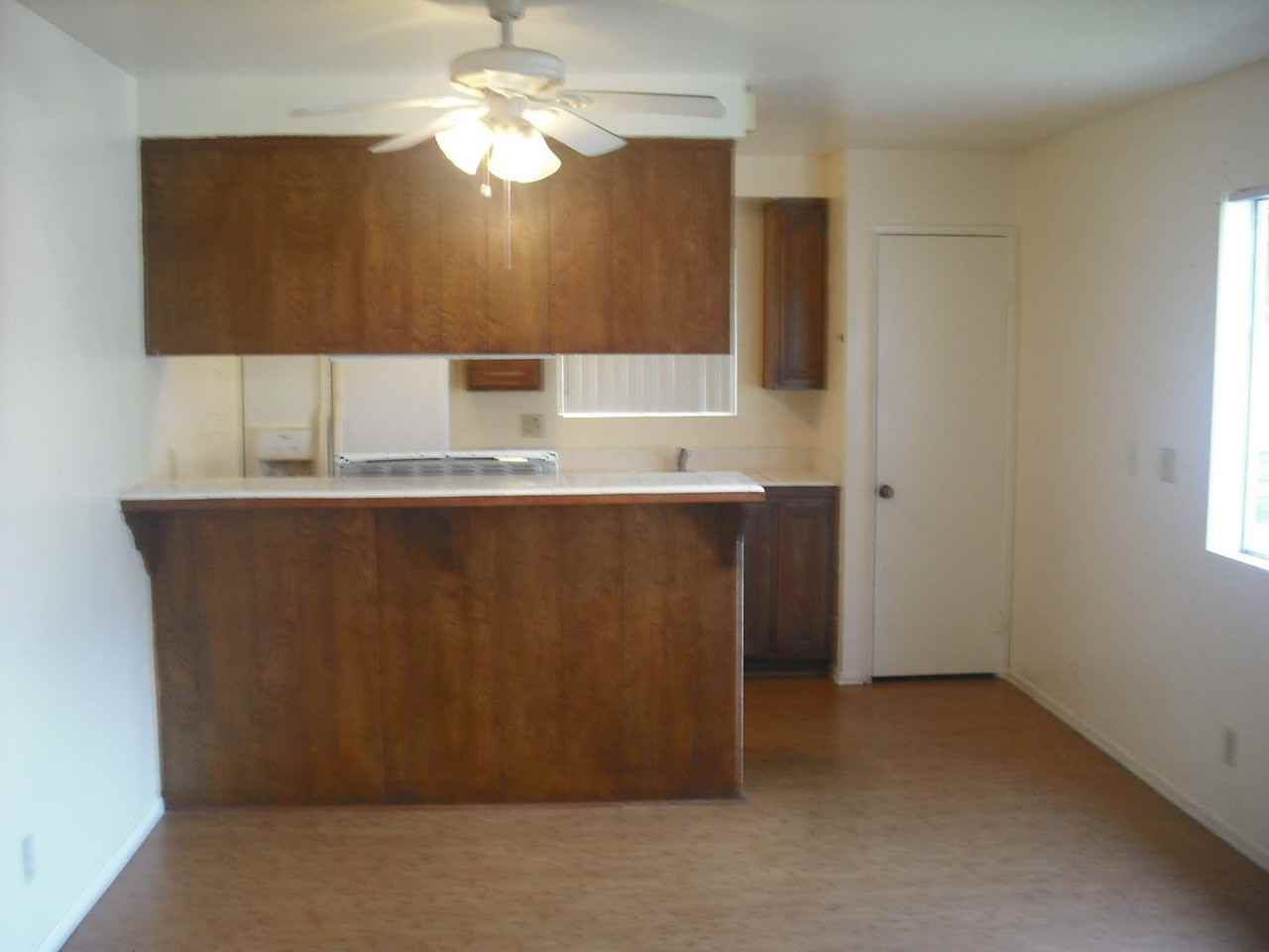 619 Halyard St - Photo 2 of 7