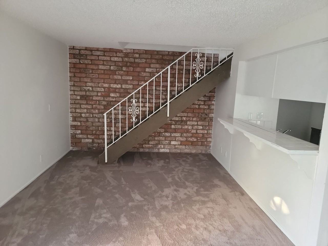 2630 Rudder Ave - Photo 5 of 9