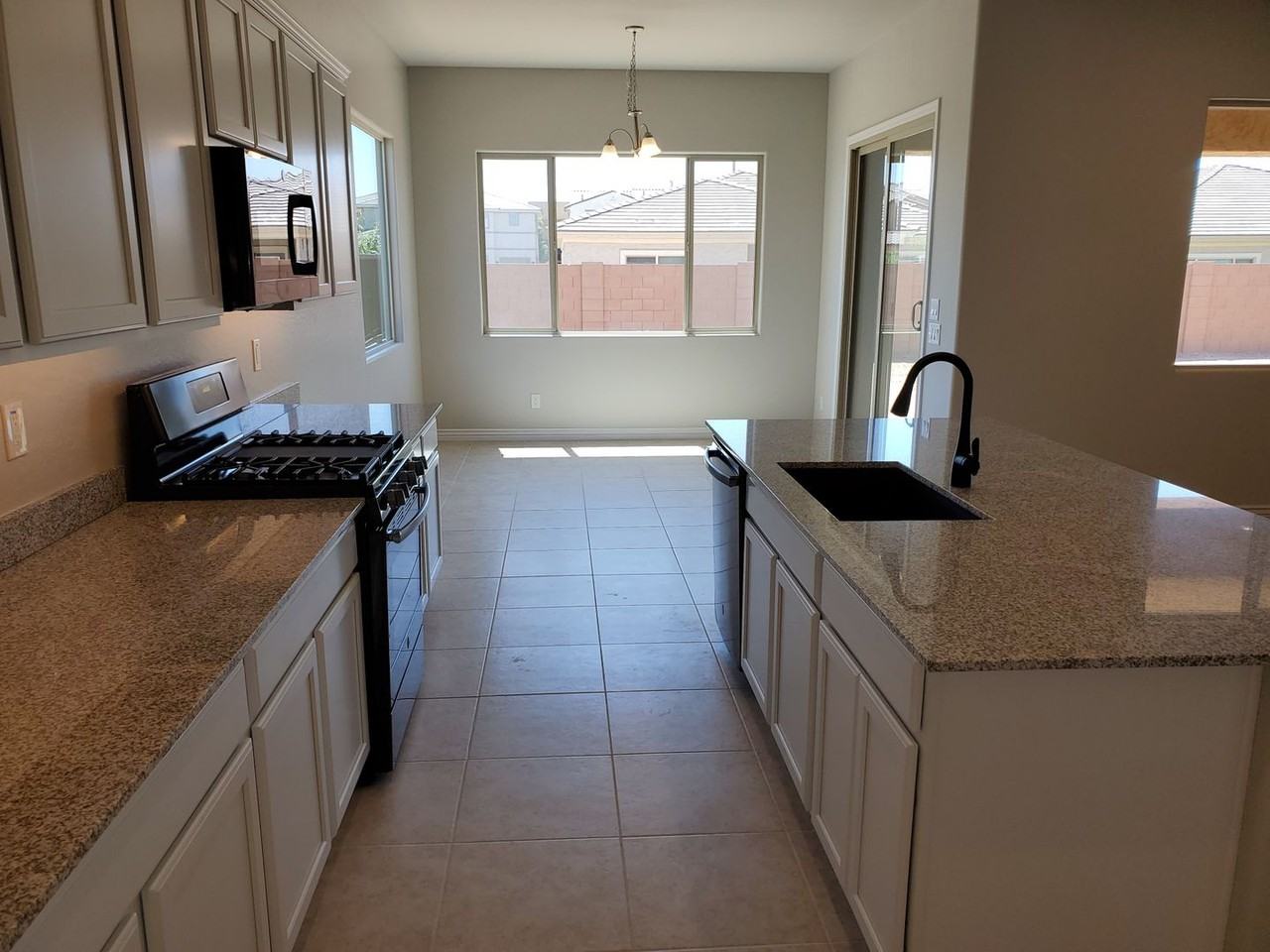 8537 W Myrtle Ave - Photo 7 of 13