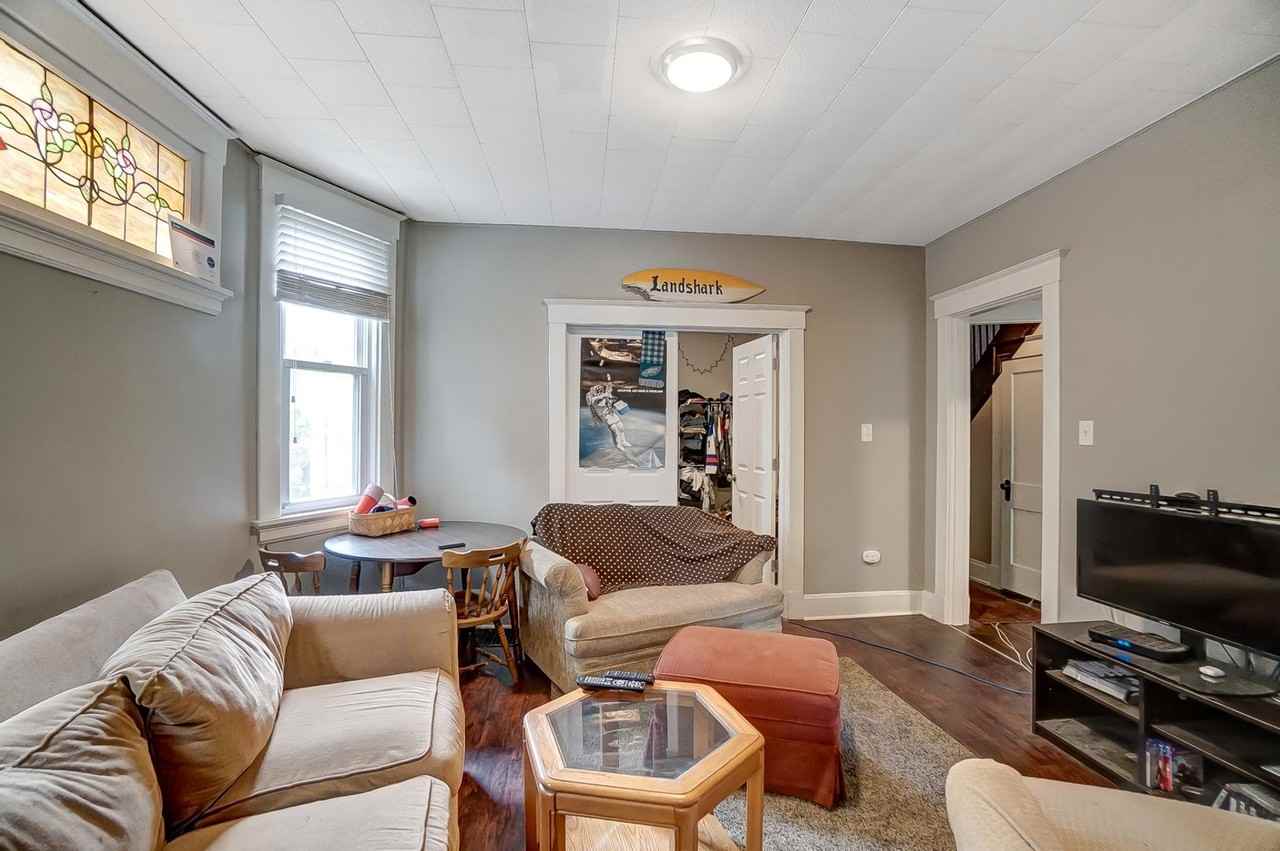 350 Volkert Ave - Photo 6 of 41