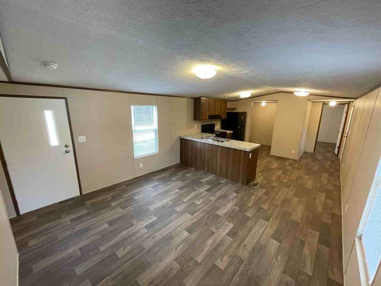 103 Arthur Lucius Ln - Photo 7 of 38