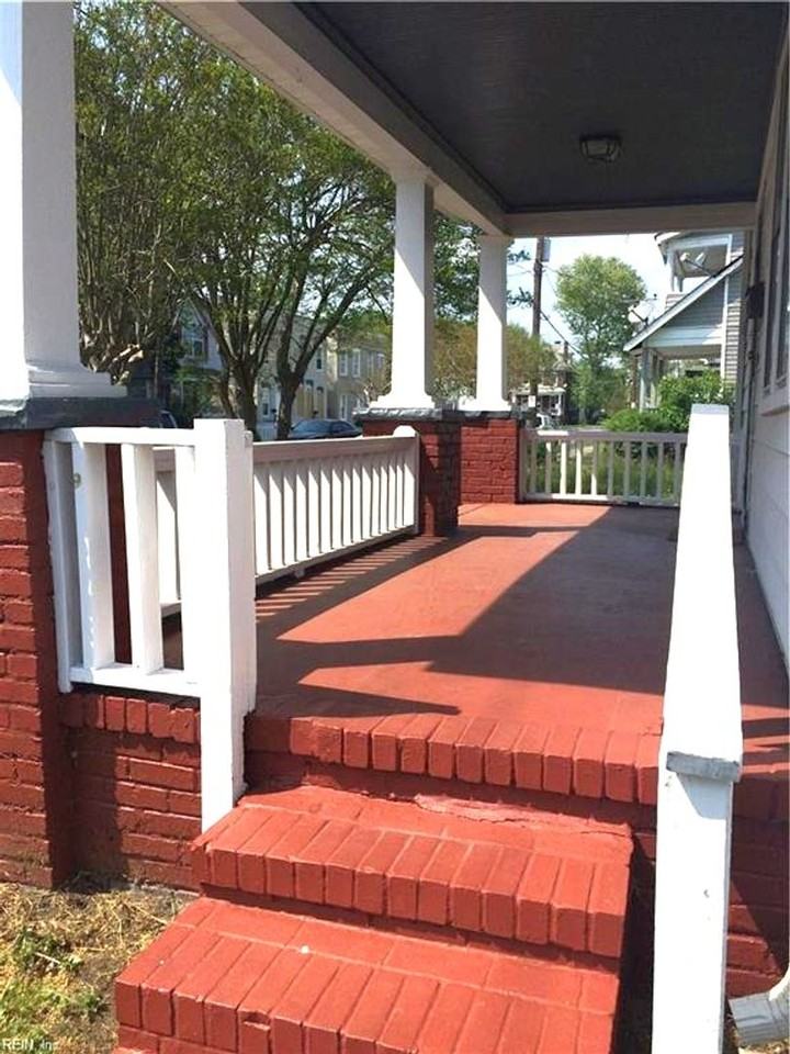 1434 Proescher St - Photo 3 of 34