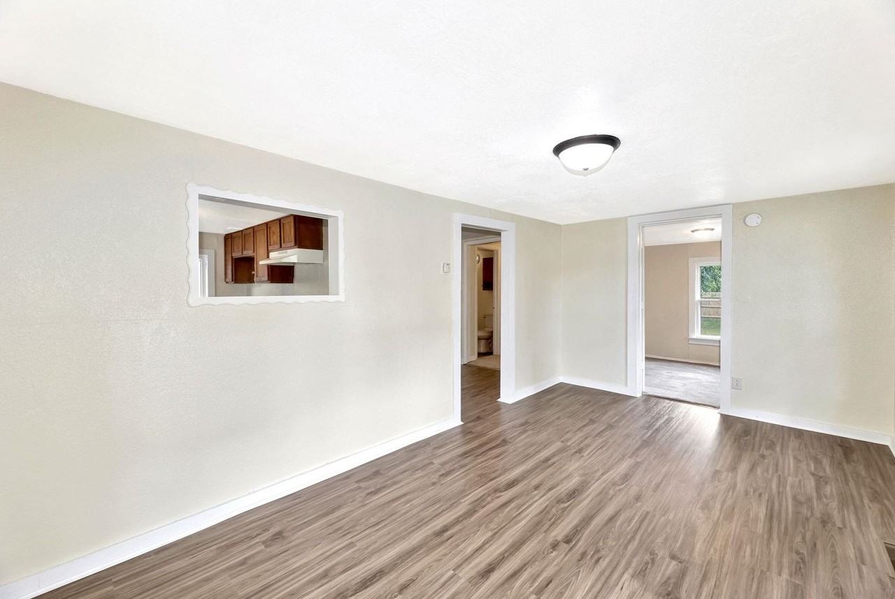 1312 S Meridian Ave - Photo 6 of 24