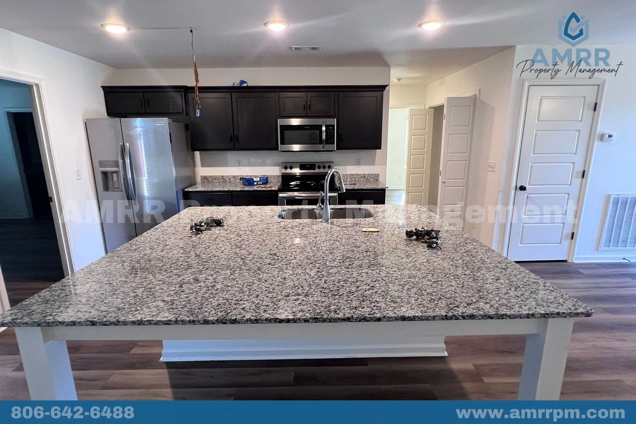 1104 Pawpaw Pl - Photo 3 of 26