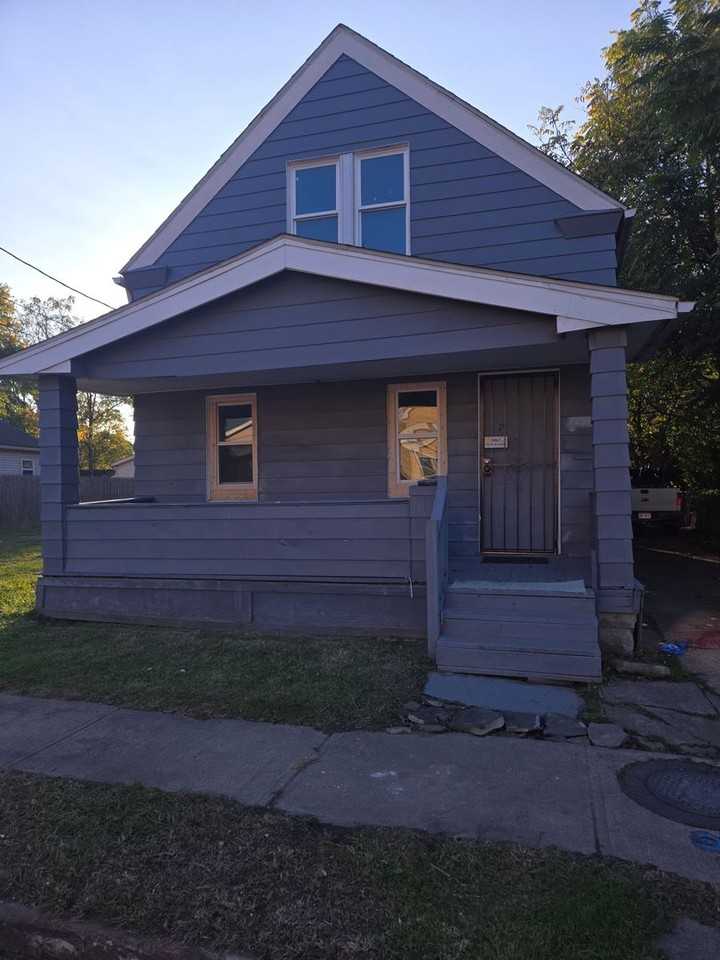 3454 E 73rd St - Photo 2 of 13