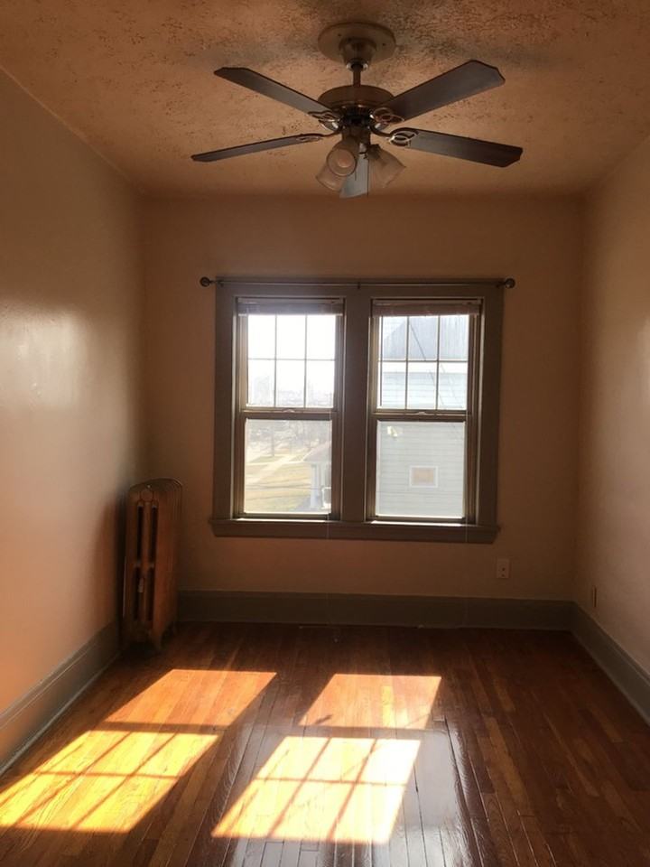 3240 West 98th St - Photo 6 of 6