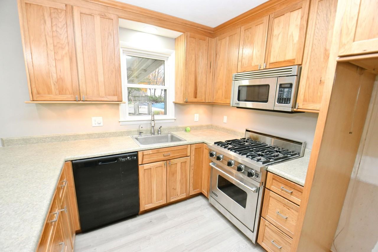 18235 Chipstead Dr - Photo 6 of 24