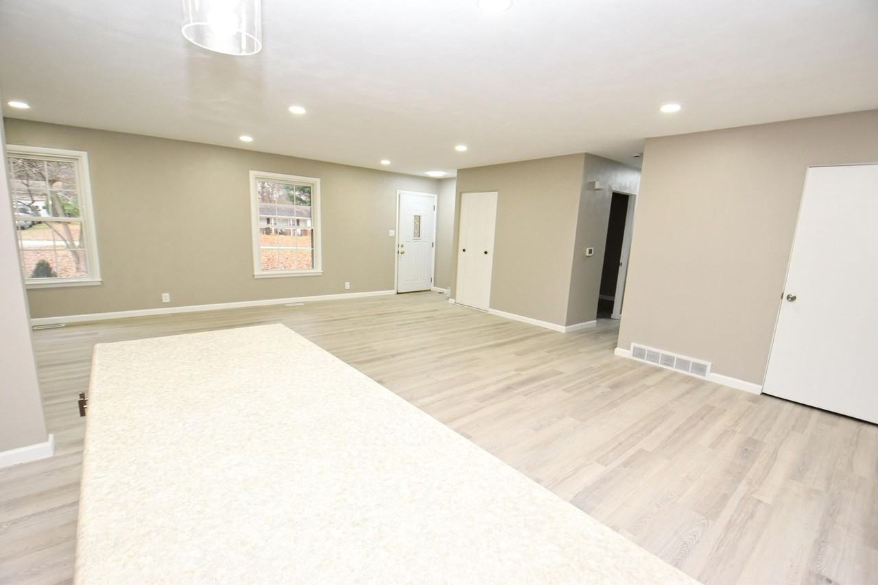 18235 Chipstead Dr - Photo 7 of 24