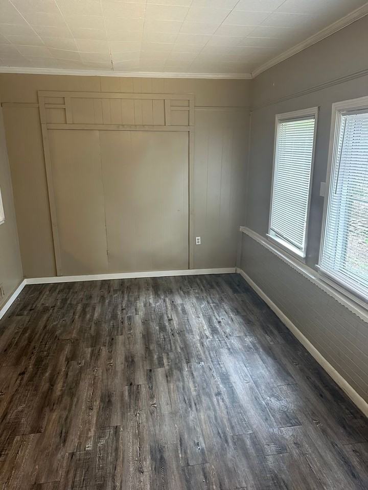 3613 Southland Dr - Photo 3 of 9