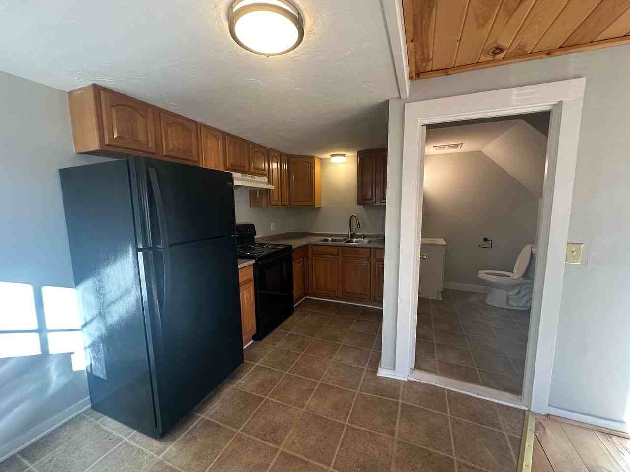 196-210 N Main St - Photo 2 of 10