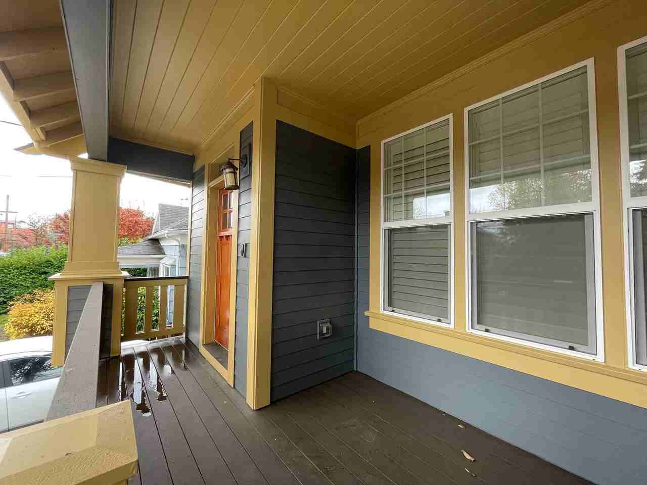 5833 N Albina Ave - Photo 3 of 50