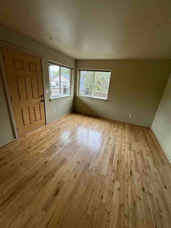 1949 Northwest Monterey Pines Drive #6 - Photo 3 of 11