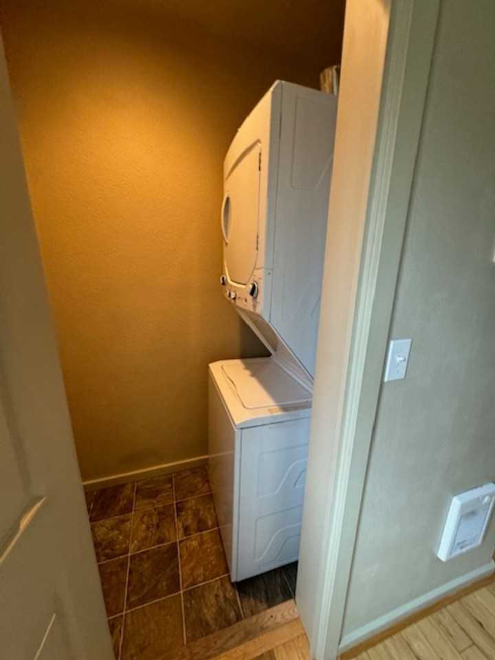 1949 Northwest Monterey Pines Drive #6 - Photo 6 of 11