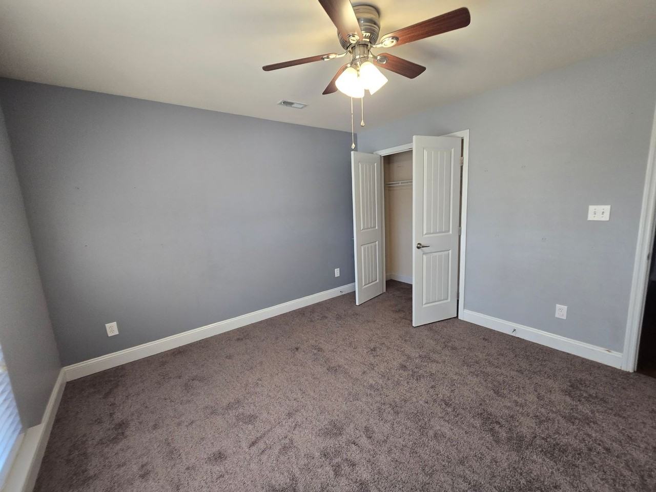 6905 Breyerton Way Se - Photo 3 of 18