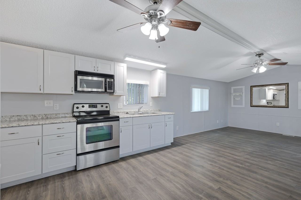 755 W Dewey Ave - Photo 5 of 26