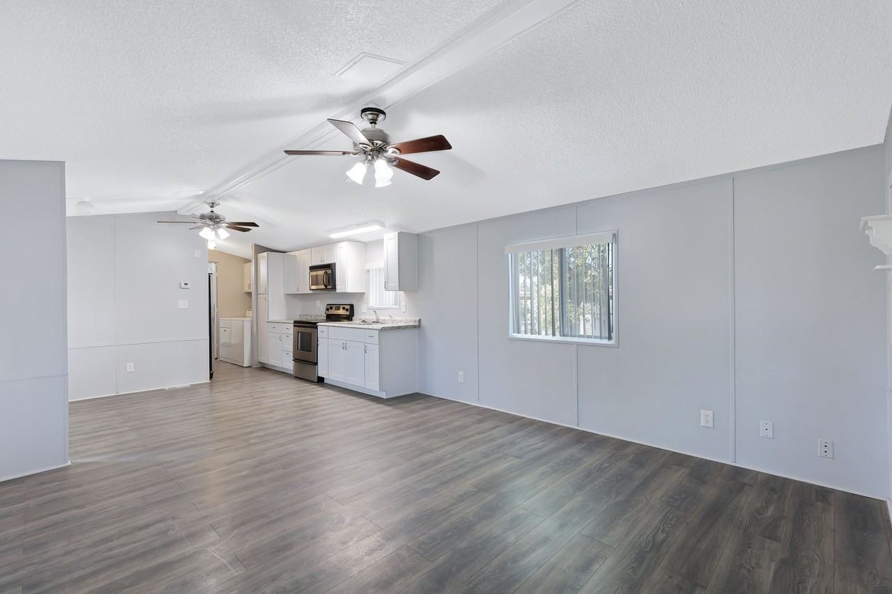 755 W Dewey Ave - Photo 6 of 26