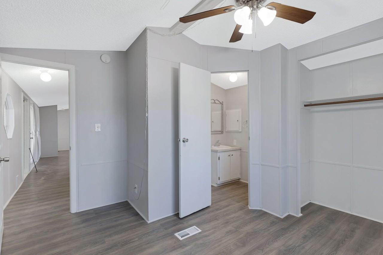 755 W Dewey Ave - Photo 7 of 26