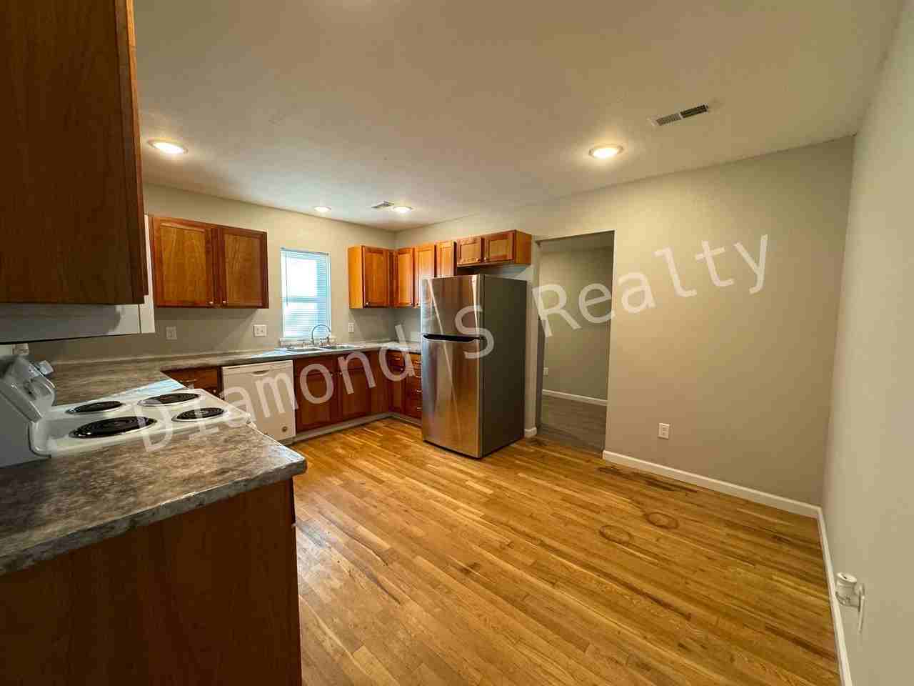 1618 E Farm Road 92 - Photo 6 of 15