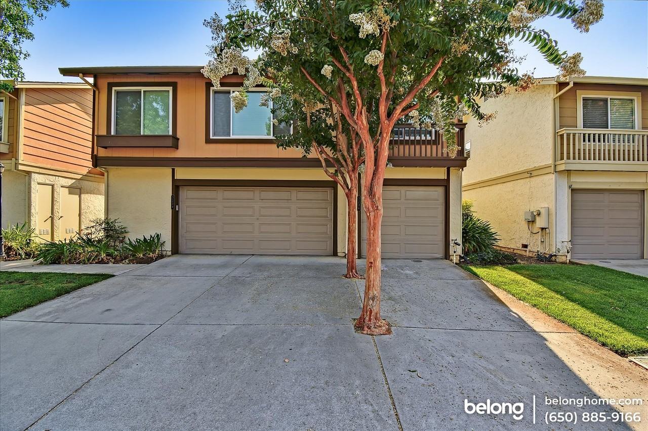 3236 Rocky Water Ln - Photo 2 of 50