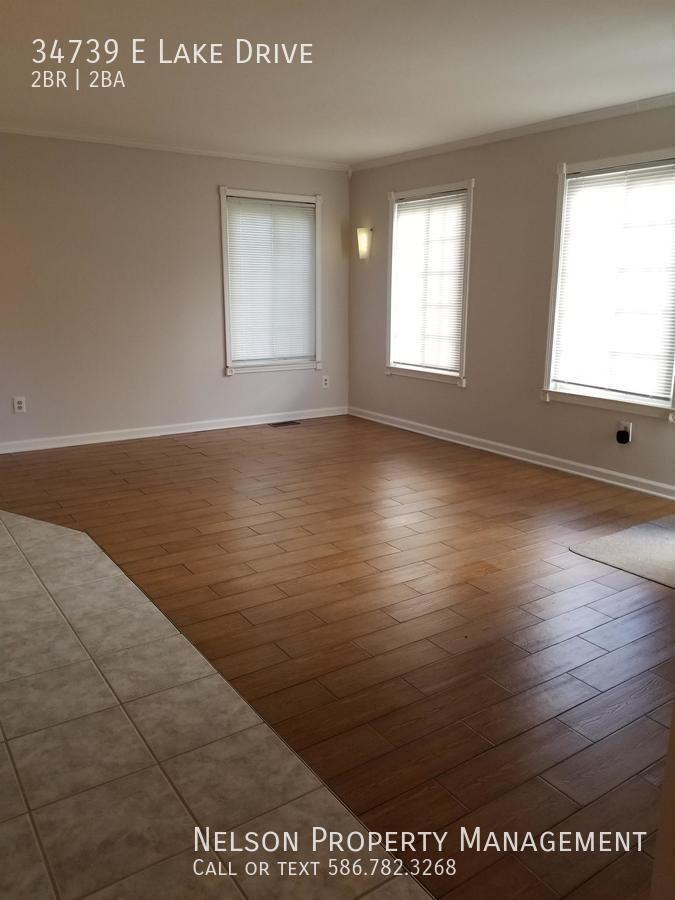 34739 E Lake Dr - Photo 3 of 36