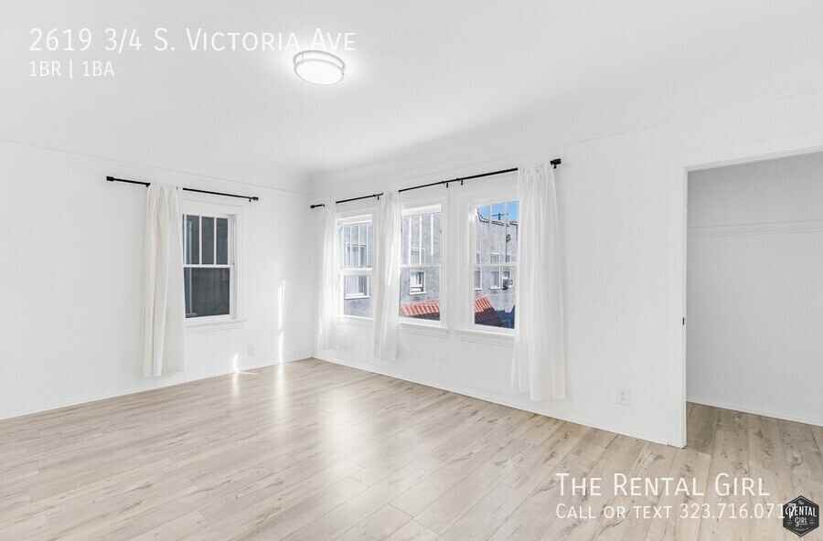 2619 3/4 S Victoria Ave - Photo 2 of 13