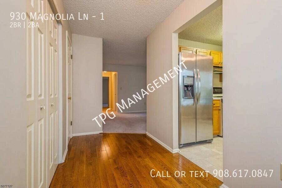 930 Magnolia Ln #1 - Photo 3 of 20