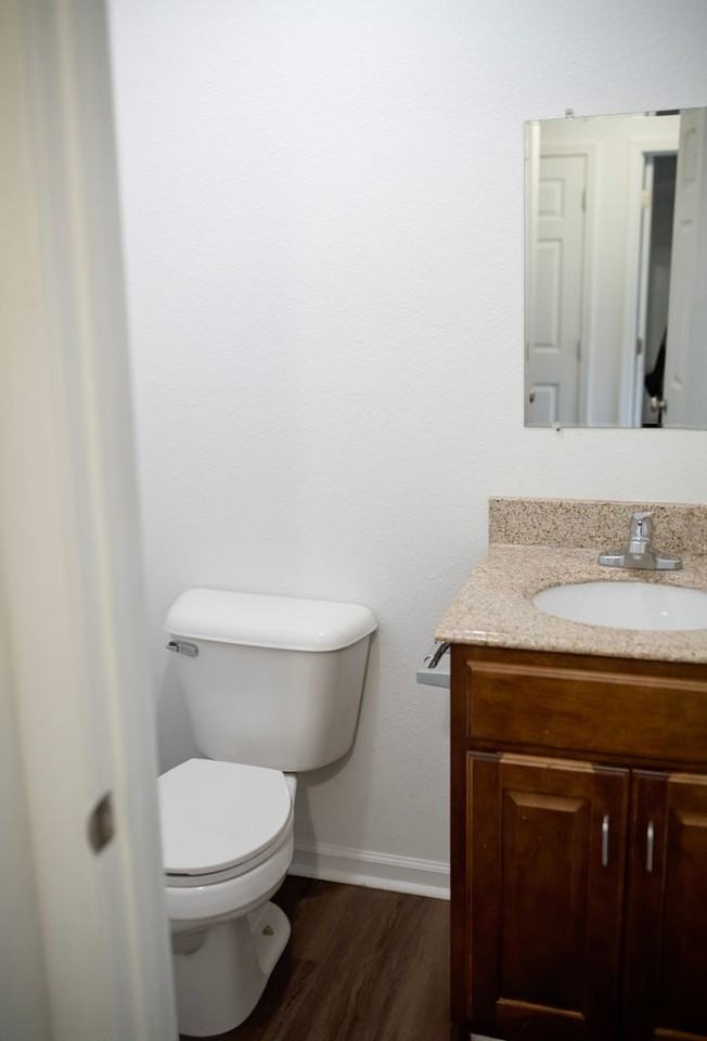 Glenn Street Apartments - Photo 7 of 27