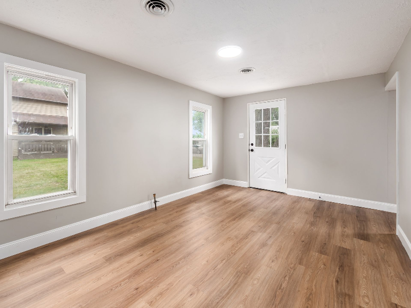 442 Fies Avenue - Photo 3 of 14