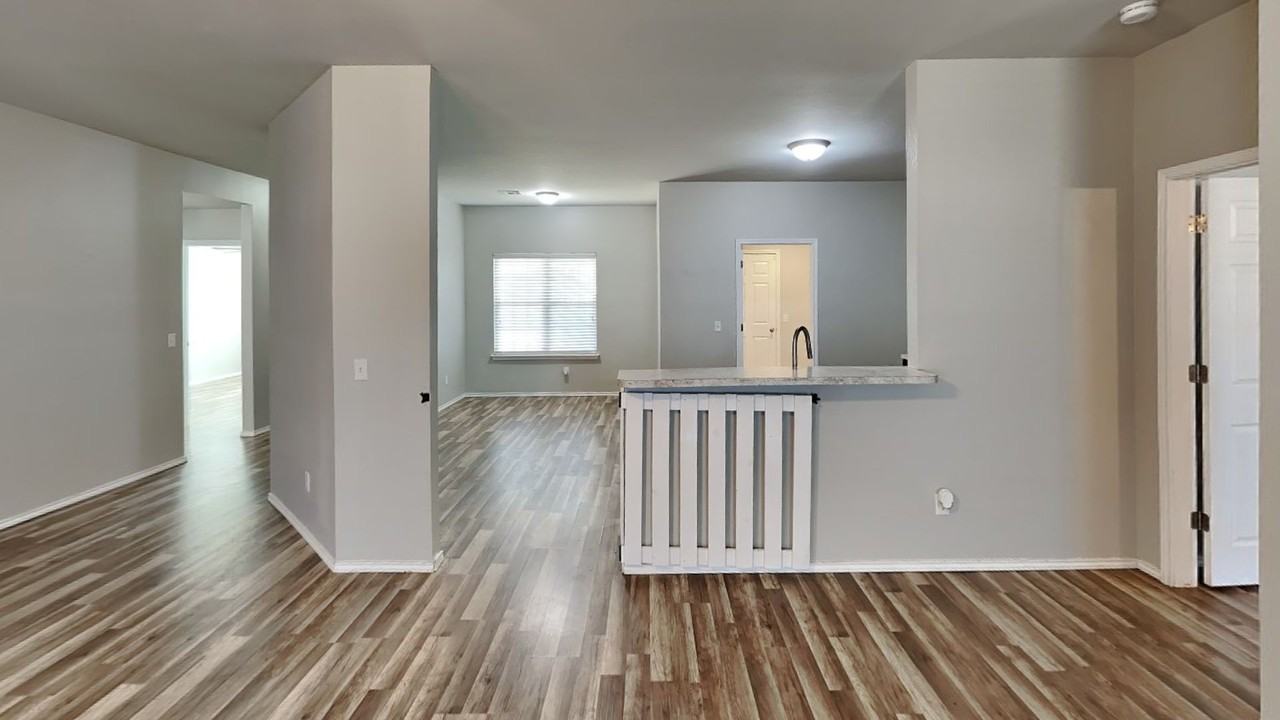 1901 W Autumn Way - Photo 6 of 20