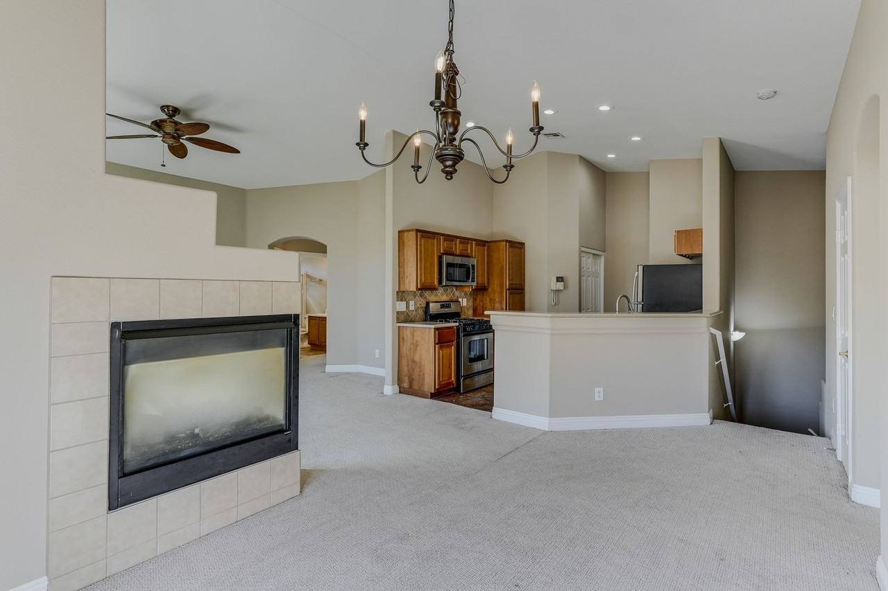 1093 Elation Ln - Photo 6 of 20