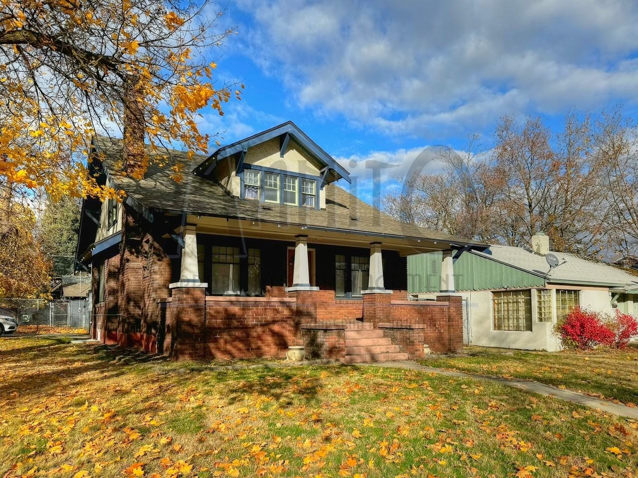 1203 E Mission Avenue - Photo 2 of 3