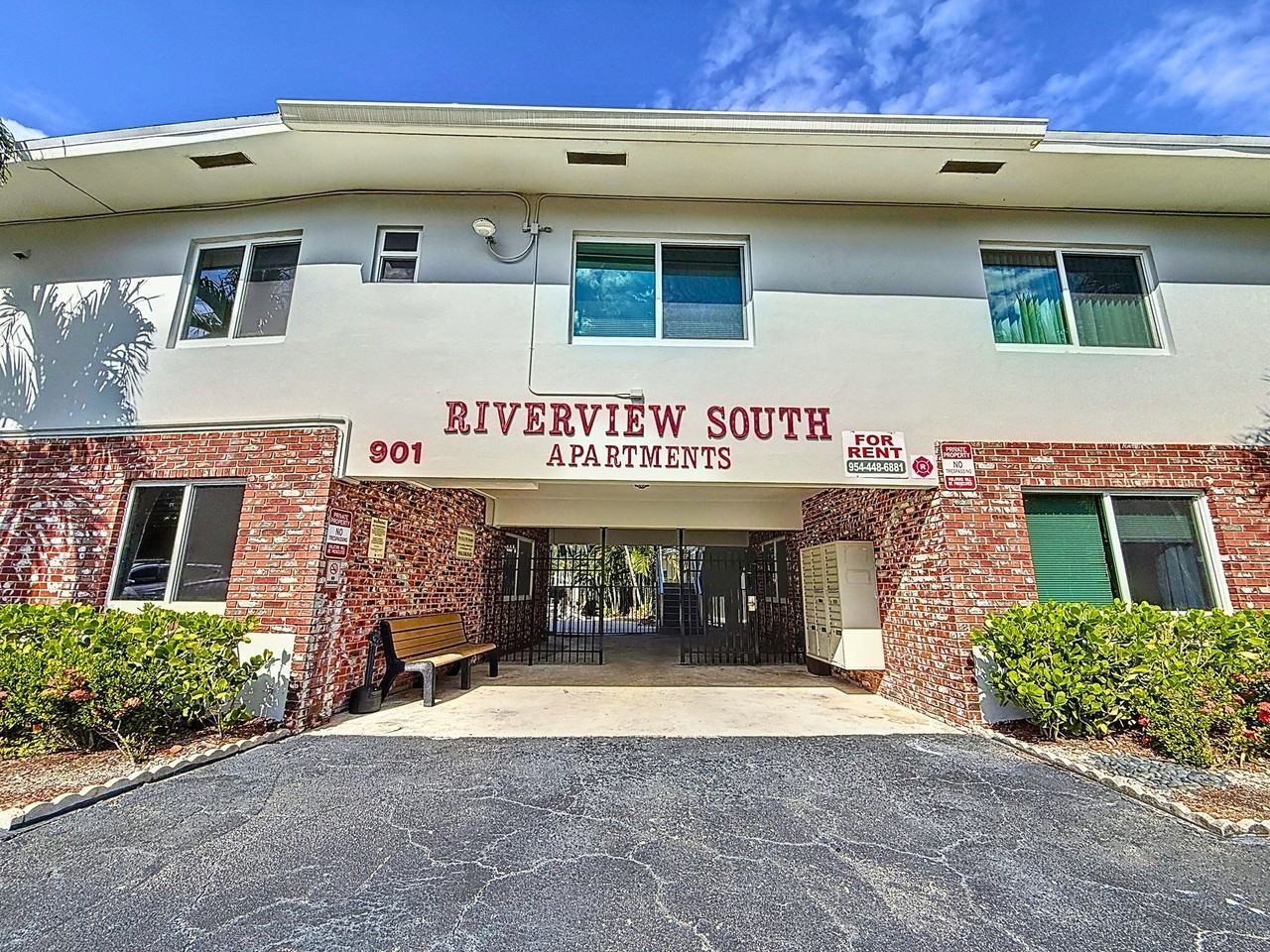 Riverview South Apartments - Photo 3 of 14