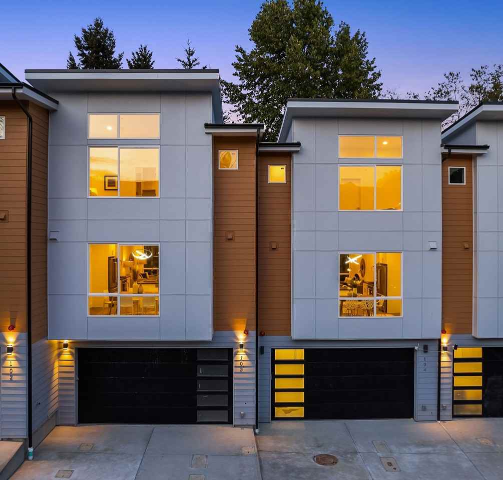 Hiatt Park Townhomes - Photo 4 of 6