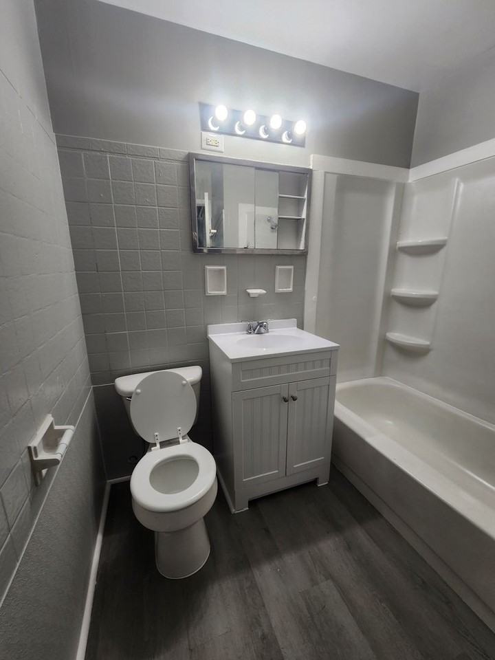 3530 N Galeston Ave - Photo 2 of 7