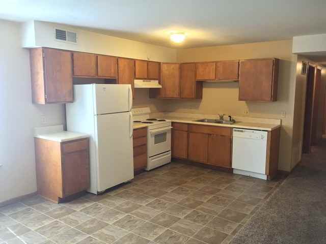 913 Colorado Street - Photo 5 of 18