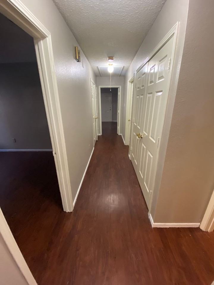 618 Alameda Ave - Photo 4 of 12