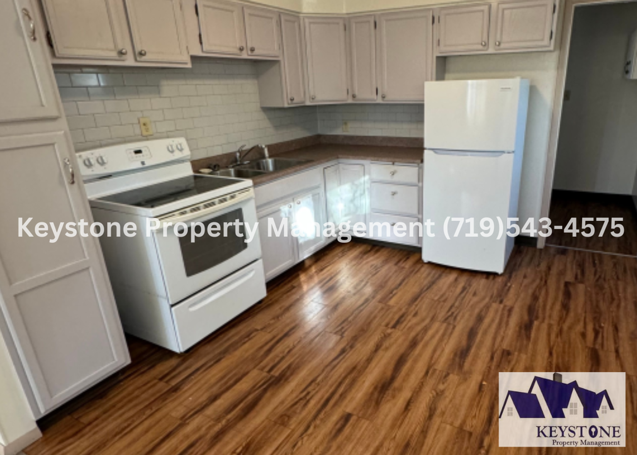 2810 Atlanta Ave - Photo 4 of 15