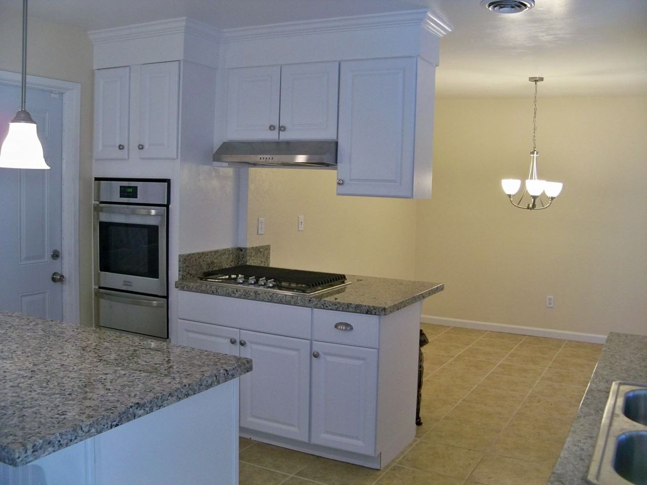 1912 Ortega Dr - Photo 3 of 5