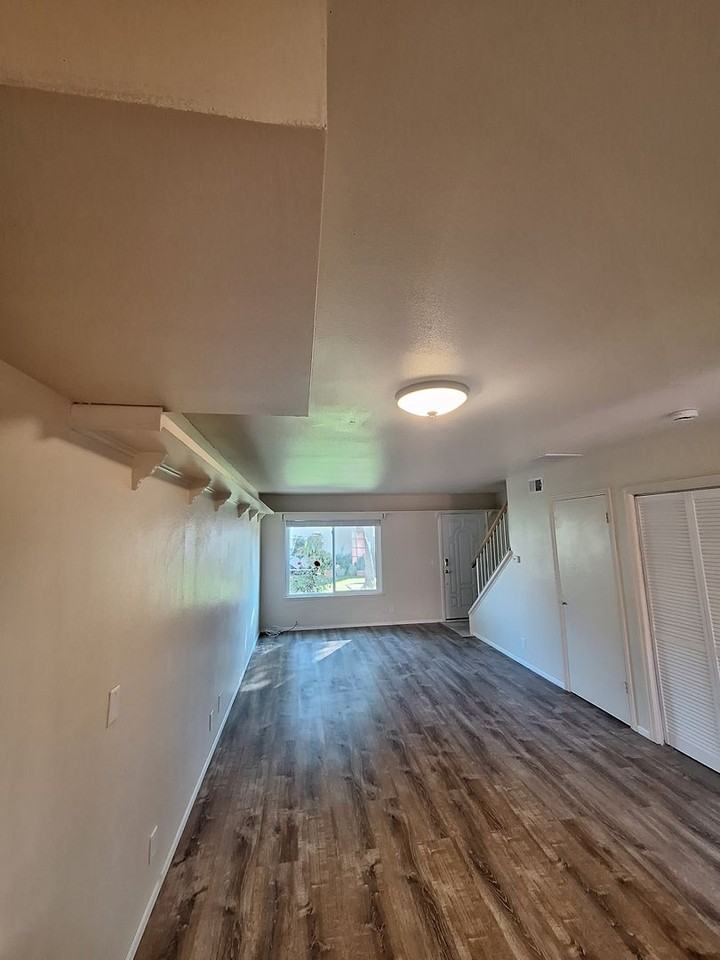9892 Argyle Dr - Photo 3 of 15