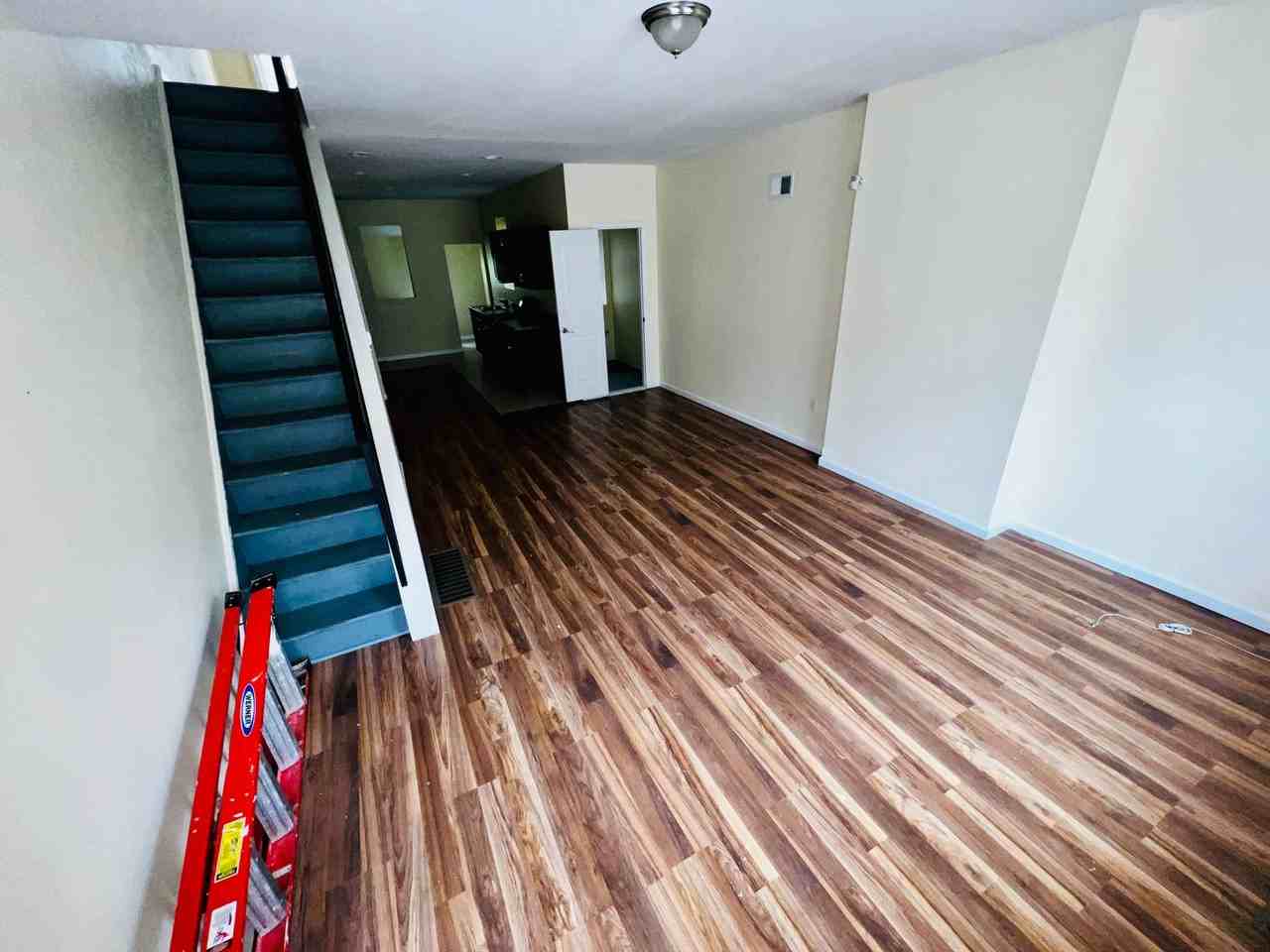 1829 N 28th St - Photo 2 of 29