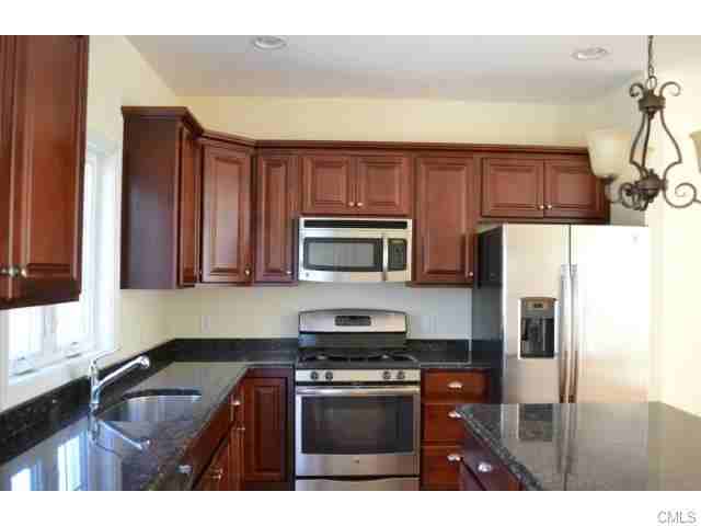 19 Oak Crest Dr #1206 - Photo 3 of 14