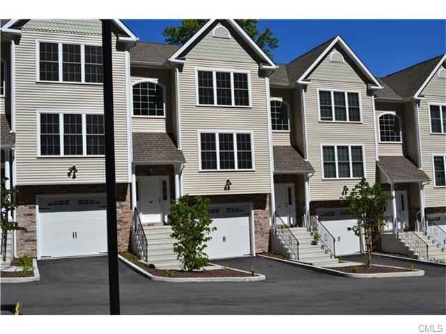 22 Oak Crest Dr #1203 - Photo 3 of 14