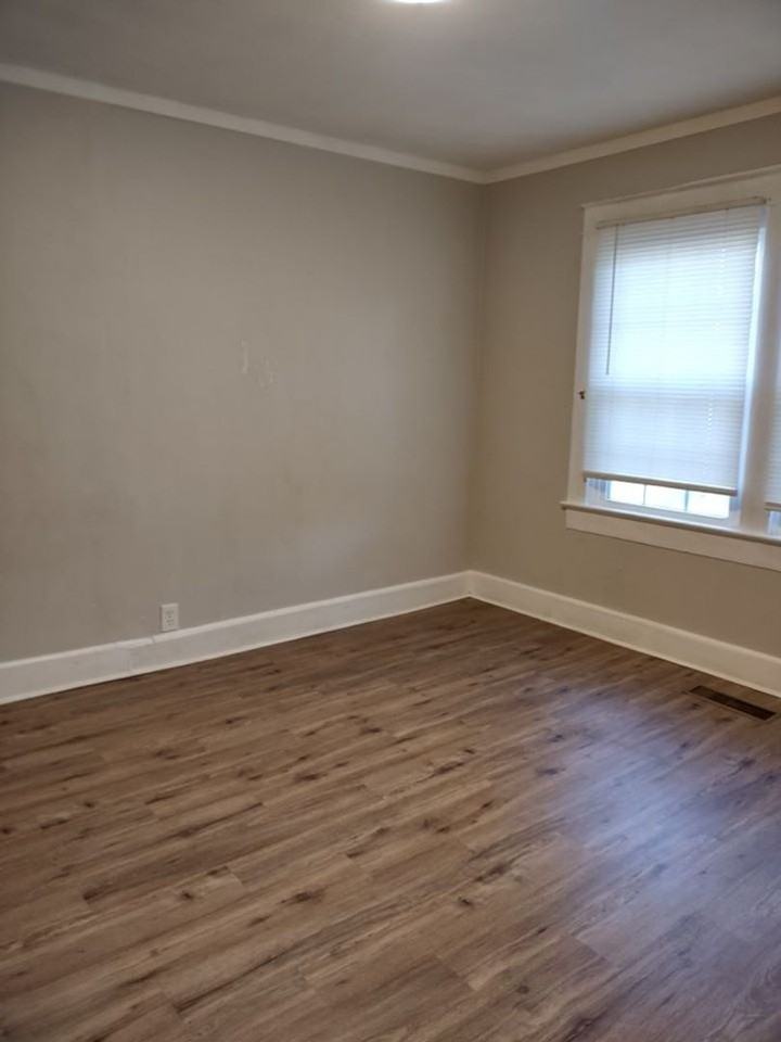 1705 52nd Street Ensley - Photo 7 of 9