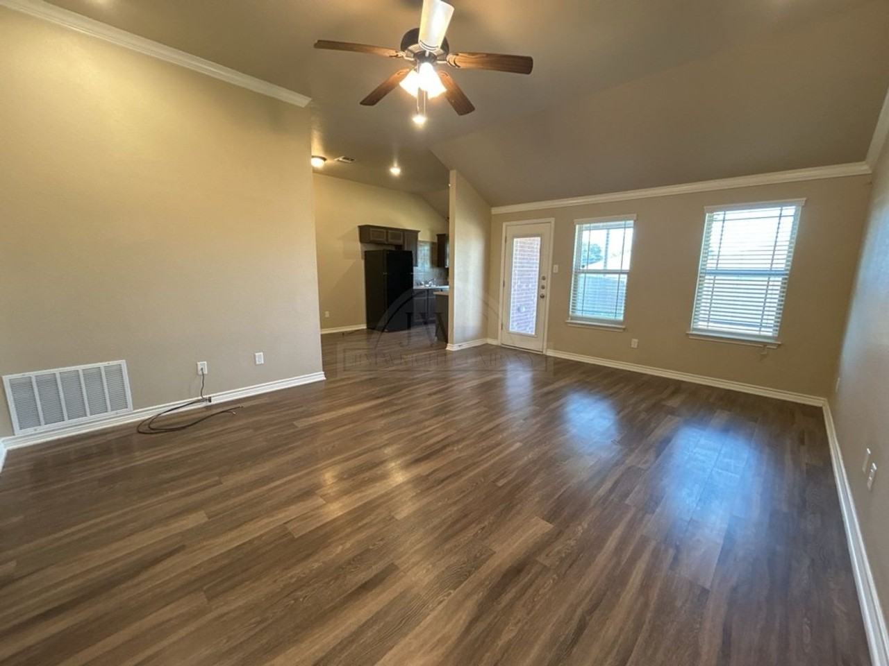 2109 Martin Luther King Jr Blvd - Photo 3 of 29