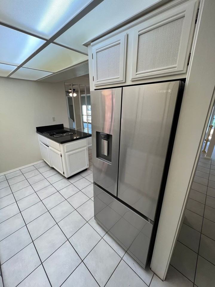 3566 Halifax Sq Se #13 - Photo 4 of 16