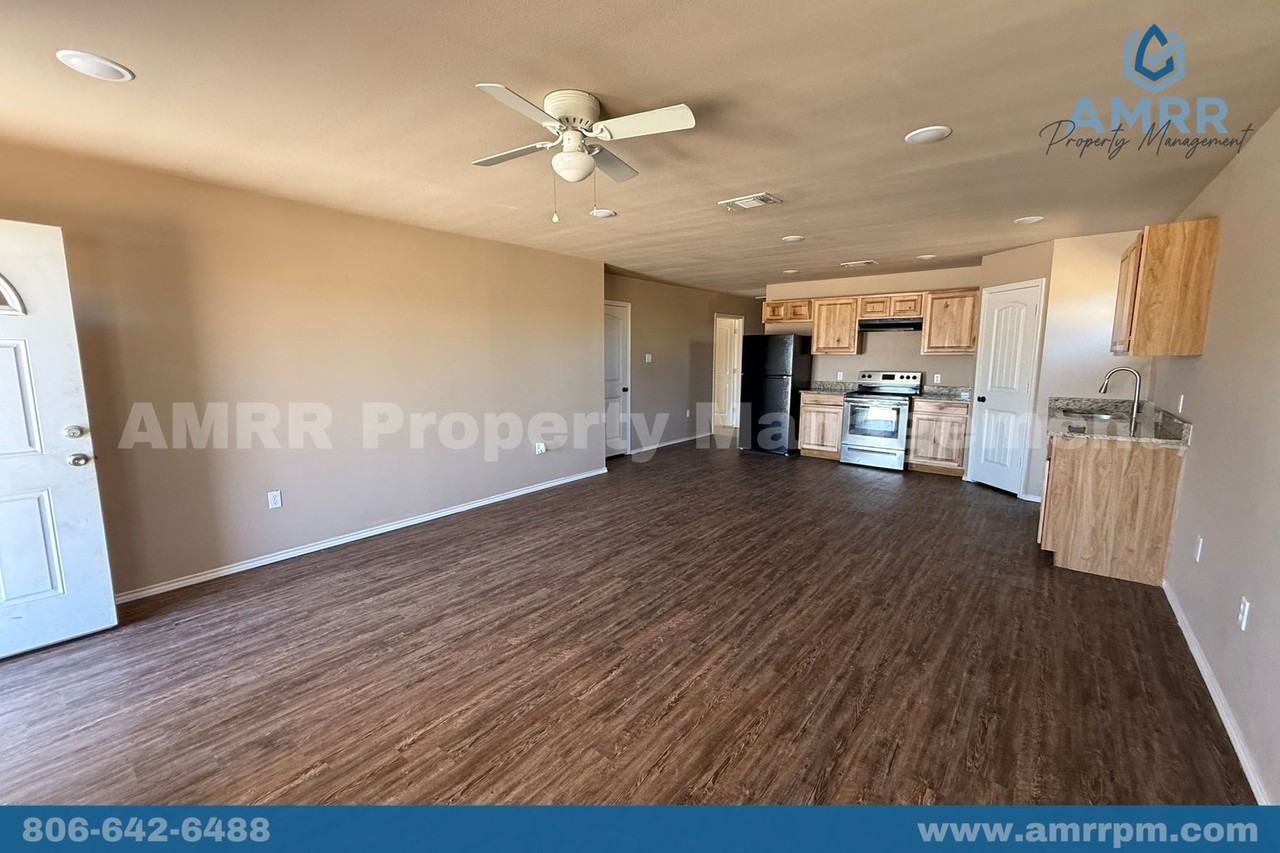 3128 E Cornell St - Photo 3 of 15