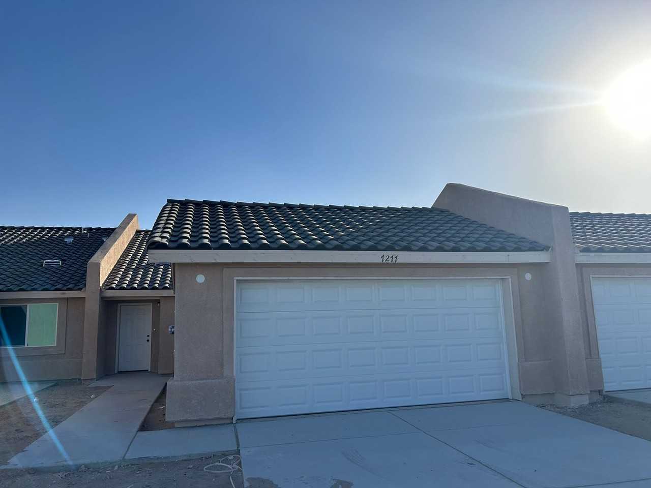 7277 East 37th Street