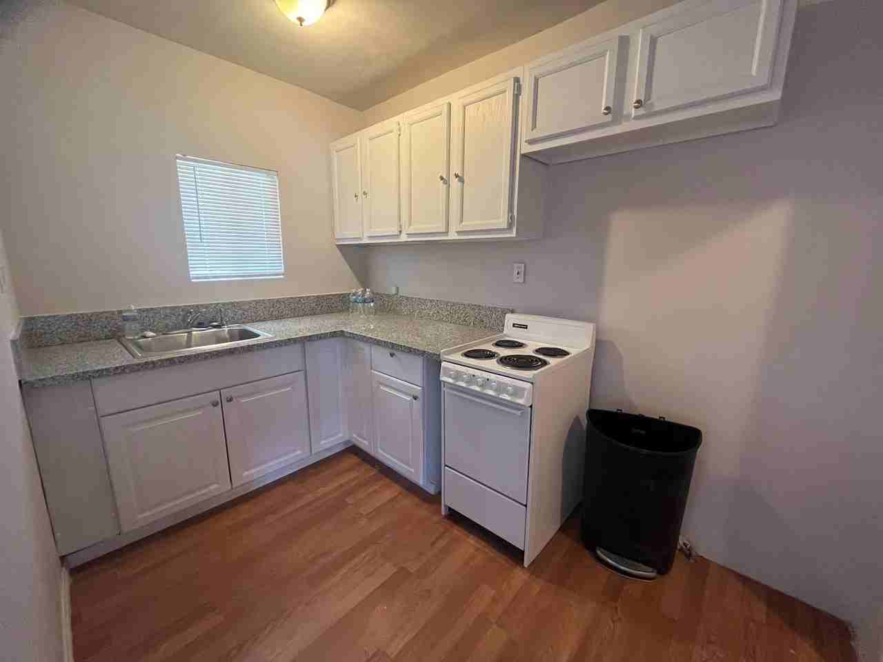 115 S 2nd Ave - Photo 3 of 7